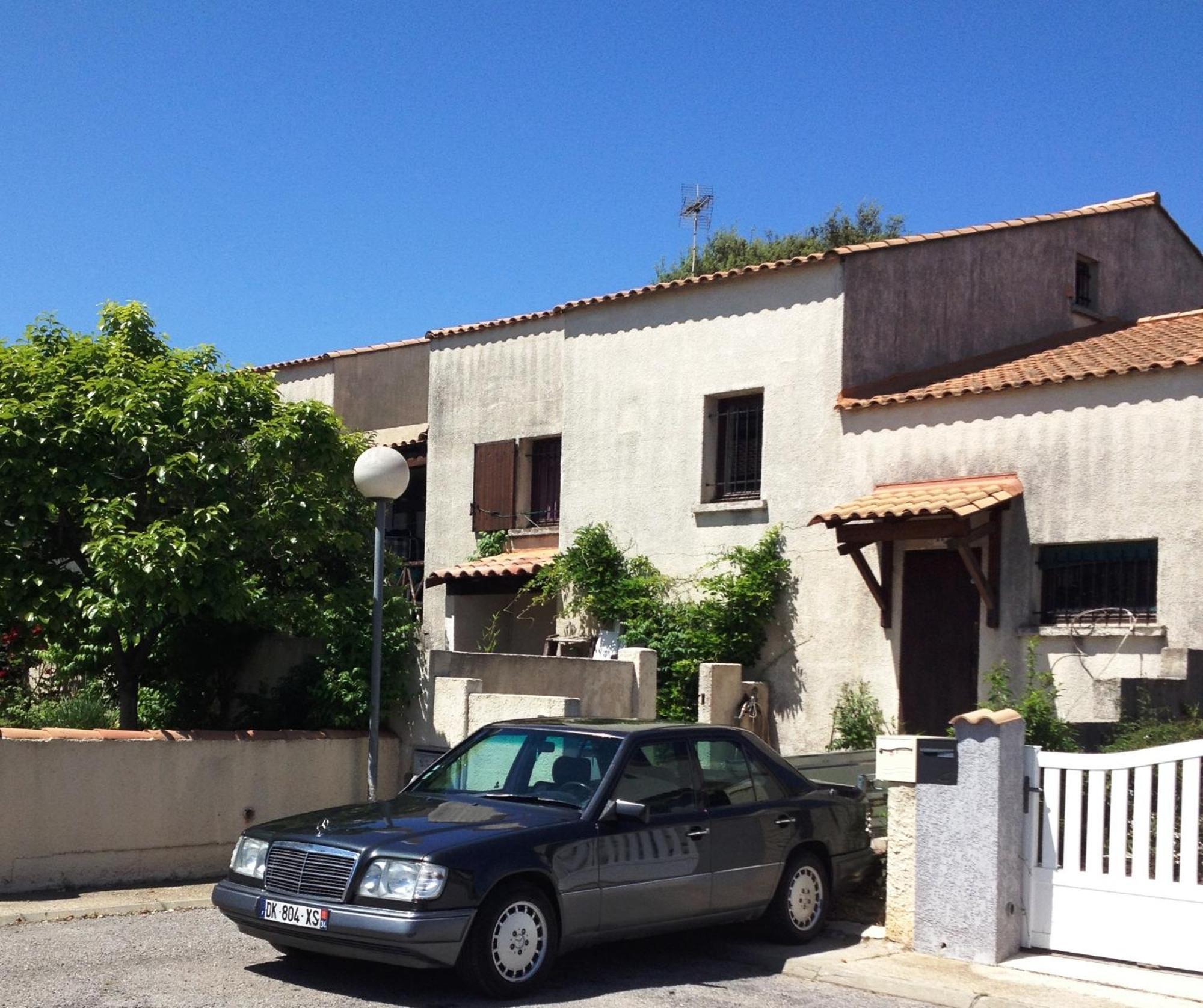Chambre, Terrasse Et Piscine De L'Impasse Du Pressoir Le Cres Exterior photo